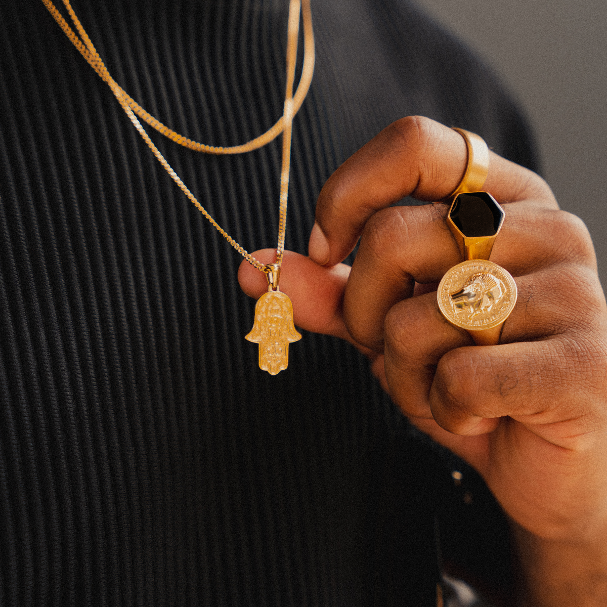 Gold Pendant Necklace